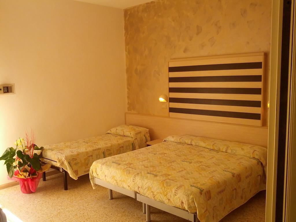 Hotel Abel & Residence 체제나티코 객실 사진